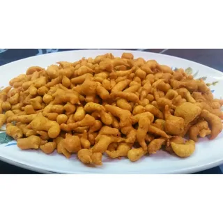 Phulkiya, also known as phulkis or pakoras, are a popular snack in South Asia, particularly in India, Pakistan, and Bangladesh.